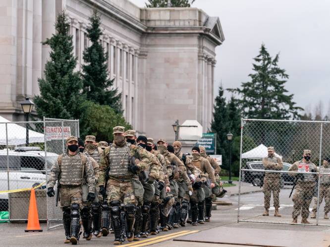 Bijna enkel militairen op straat in Washington: “Het lijkt hier wel een film”