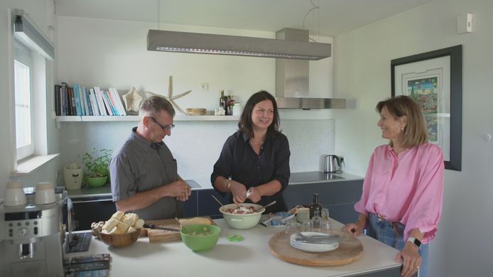 Birgit Van Mol bezocht Jan en Lien voor haar HLN-videoreeks 'Het vakantiehuis'.