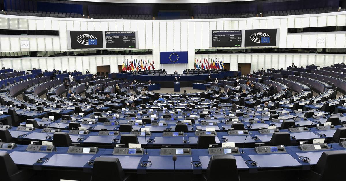 Европарламент хочет запретить детские буклеты