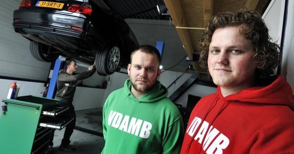 Klanten sleutelen zelf in nieuwe garage in Zevenbergen Moerdijk