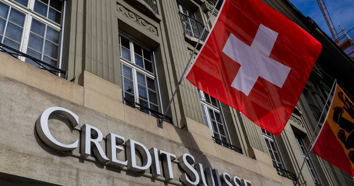 Les investisseurs en obligations du Credit Suisse poursuivent la Suisse |  À l’étranger