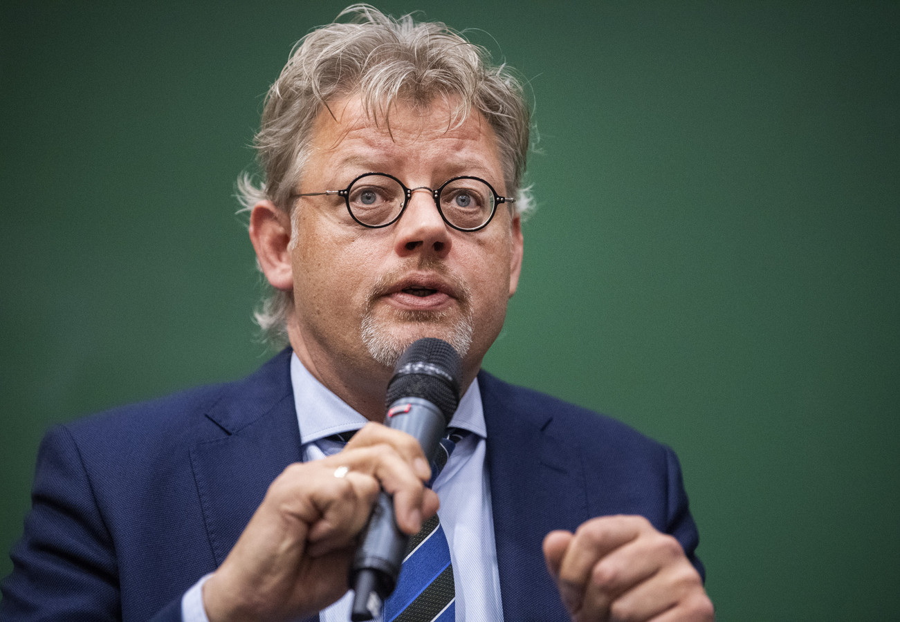 Hoe nu toch miljoenen naar Oostpool en Introdans vloeien ‘Zonder hen