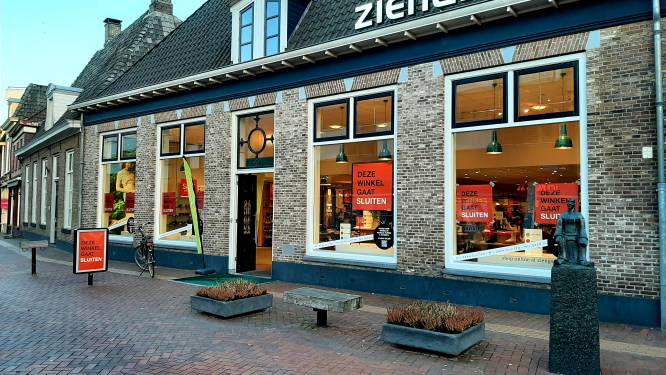 Schoenwinkel Ziengs sluit de deuren in Almelo: nog geen nieuwe bestemming voor monumentaal pand
