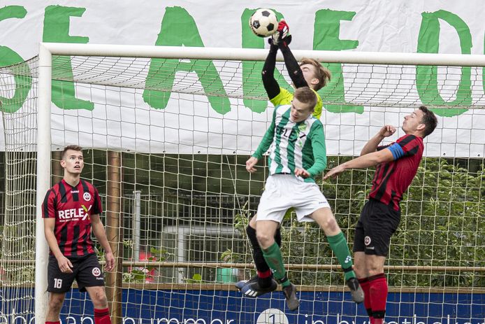 SVVN (groen-wit) begint met de derby tegen plaatsgenoot De Zweef.