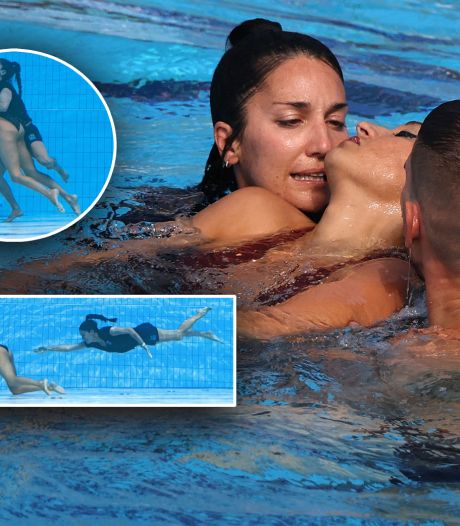 Coach redt bewusteloze pupil tijdens WK van bodem zwembad: ‘Haar longen zaten vol water’