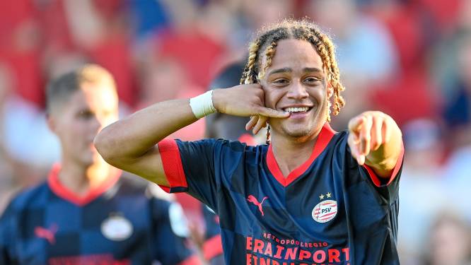 Cijfers eredivisie | Xavi Simons aan kop in klassement, ook hoge scores voor Antony en Bergwijn