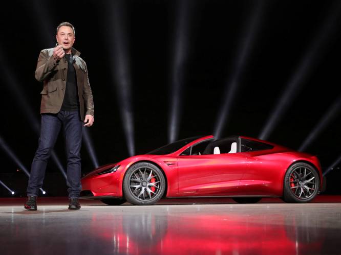 Tesla onthult elektrische vrachtwagen én "snelste wagen ooit"