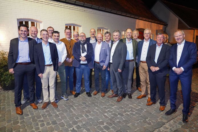 Kiwanis Oosterzele schenkt geld aan tal van goede doelen.