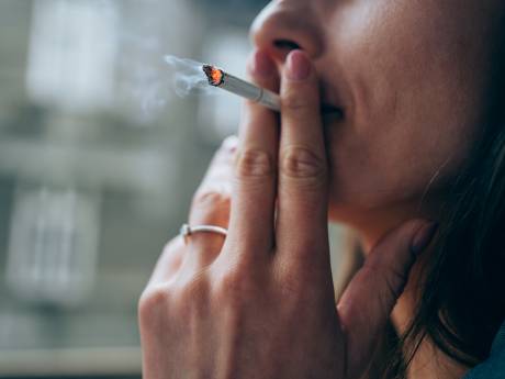 Un avertissement sur chaque cigarette, une “première mondiale”