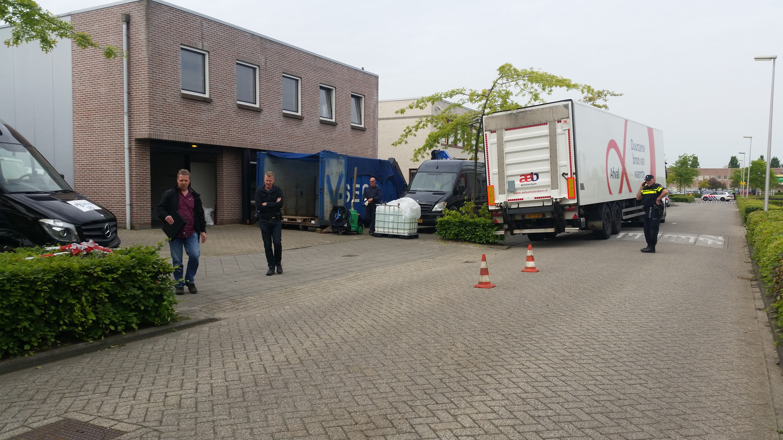 Ontmanteling drugslab Voorsteven in Etten-Leur begonnen | Foto