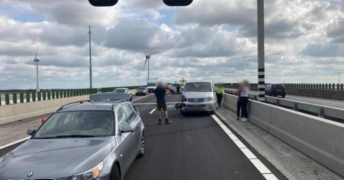 Ketelbrug vanwege ongeluk, extra reistijd in de richting van Lelystad.