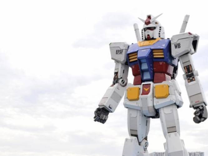 Grootste humanoïde robot ter wereld zet eerste stapjes