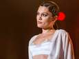 Zangeres Jessie J verliest kindje, maar laat concert doorgaan