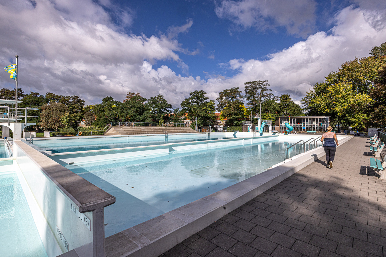 Wat gebeurt er met 6 miljoen liter water van het Openluchtbad in Zwolle, nu zwemseizoen erop zit