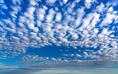 Van ‘mooi weer’-wolken tot cirrostratus: als je deze wolken (her)kent, kan je zélf het weer voorspellen