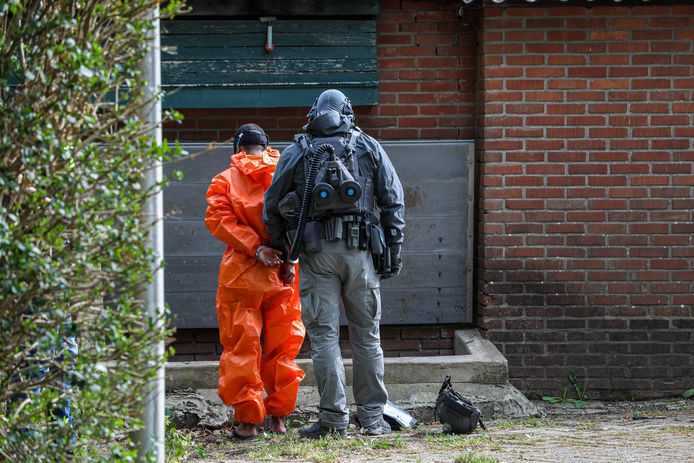 Grote politie-inval bij het drugspand in Drempt: in mei 202 werd een compleet chrystal meth lab ontmanteld in de Achterhoekse boerderij en werden verdachten uit Mexico en Colombia opgepakt.