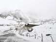 Skiseizoen is geopend: sneeuw valt met bakken uit de lucht in de Alpen<br><br>