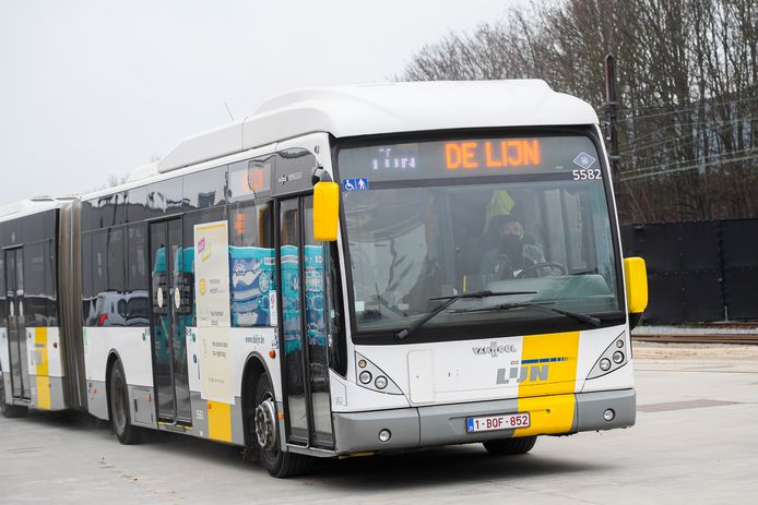 Destructief boete parallel De Lijn wijzigt dienstregeling tijdens paasvakantie | Tienen | hln.be