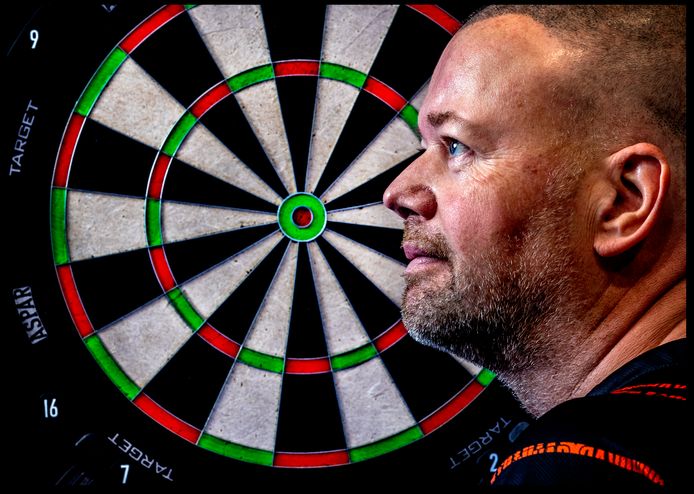 Raymond Van Barneveld Leefde Tijdje In Angst Opeens Ging Het Lampje Uit Ik Voelde Me Heel Slecht Deze Verhalen Mag Je Niet Missen Ad Nl