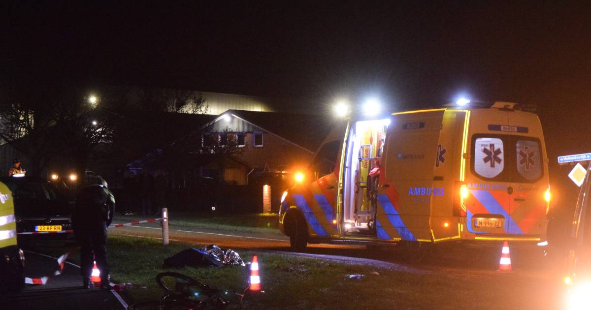 Fietser raakt ernstig gewond na botsing met auto op Meilandsedijk: traumahelikopter opgeroepen.