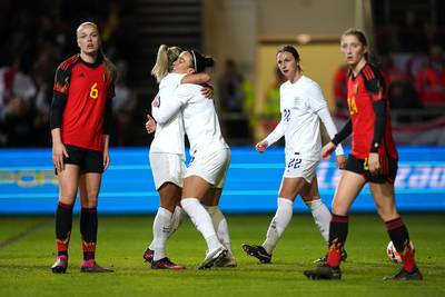 Les Red Flames balayées 6-1 par l'Angleterre