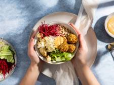 Wat Eten We Vandaag: Buddha-bowl met quinoa en geroosterde bloemkool