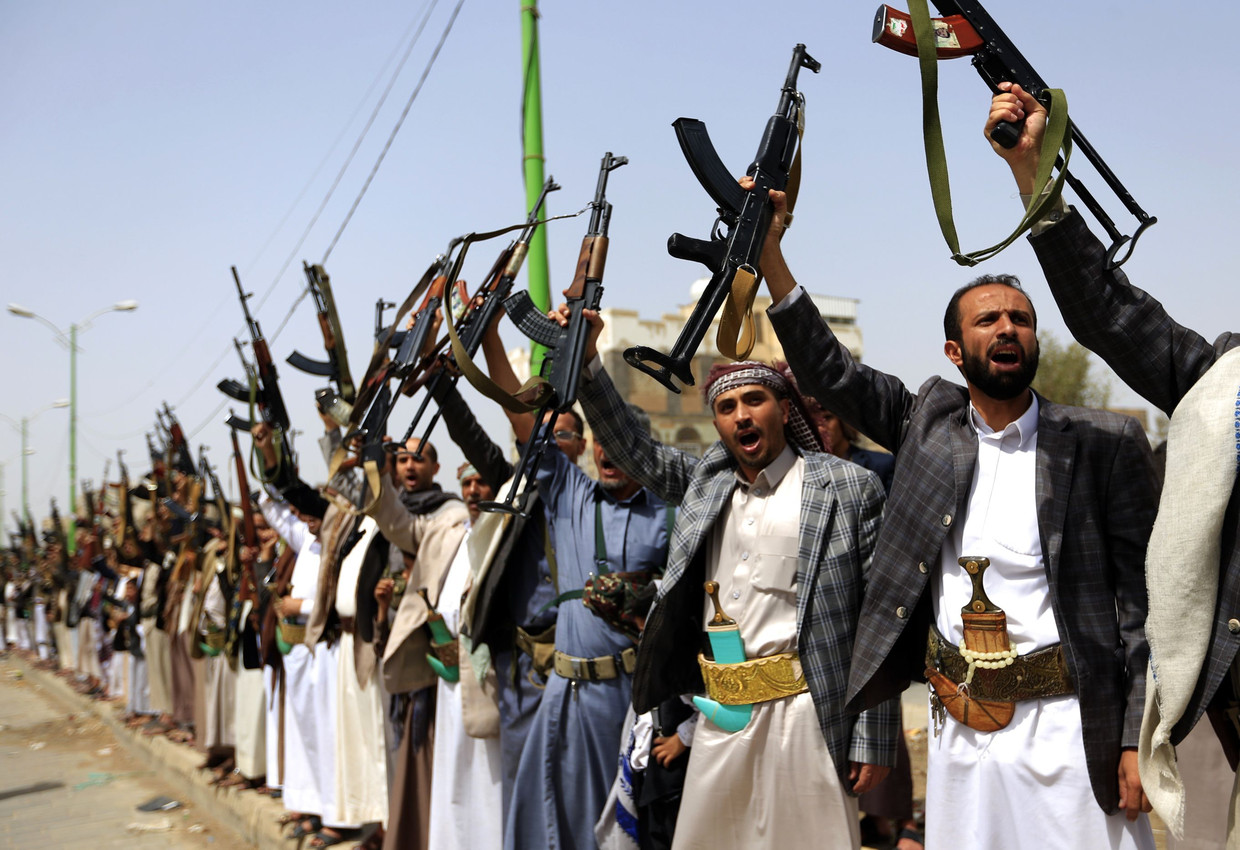 Houthi-strijders in Sanaa. Beeld AFP