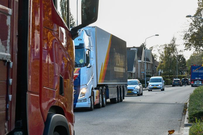 Omwonenden van bedrijventerrein Kerkdennen in Ermelo vrezen meer vrachtverkeer als gevolg van de plannen van vleesverwerker Polskamp.