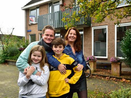 Huis is al verkocht, maar dit gezin ziet tóch af van emigratie: ‘Als we dit hadden geweten...’