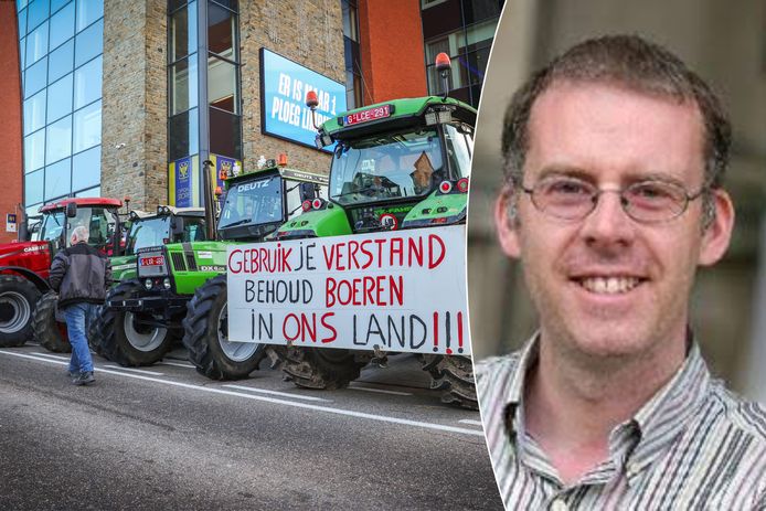 Gisteren protesteerden de boeren al aan het voetbalstadion in Sint-Truiden. / Erik Mathijs, landbouweconoom aan de KU Leuven.