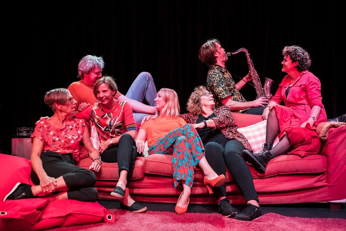 Scene uit De Jossen van theatergroep Zierik.