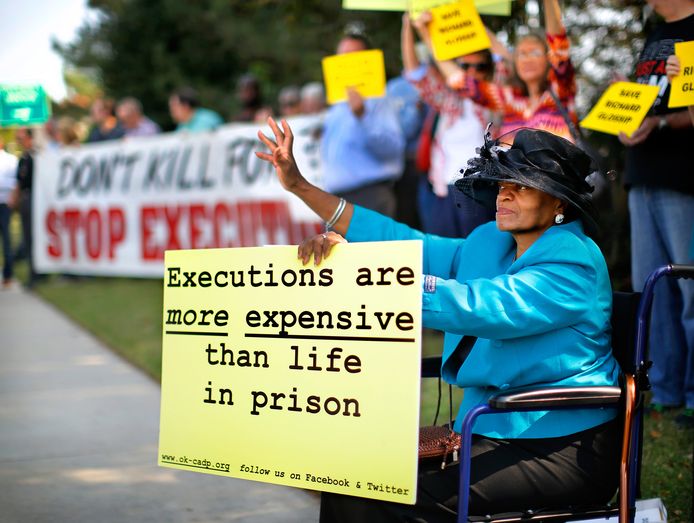 Een protestactie op 30 september 2015, aan de vooravond van de geplande executie van Richard Glossip.