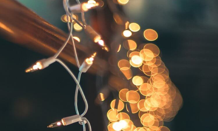 Combien devrez-vous payer si vous laissez vos lumières de Noël allumées