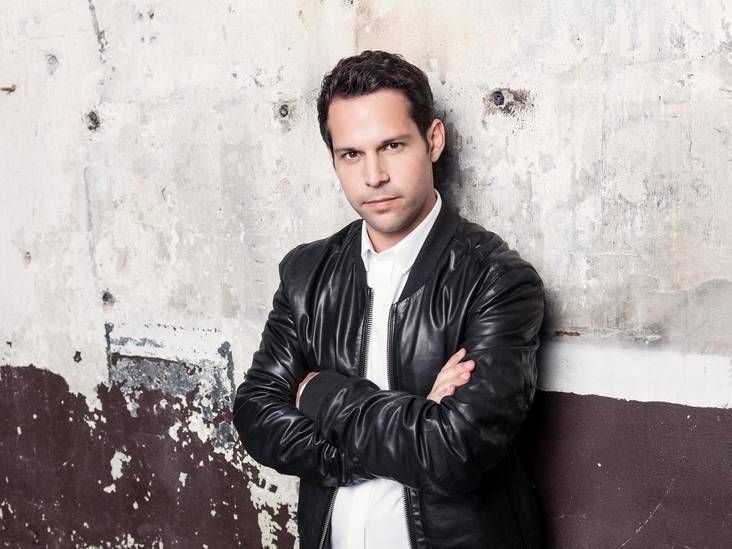 Zara Larsson maakt tongen los met loeistrak pakje bij EK ...