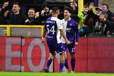 Une large victoire, mais deux cadres blessés: soirée contrastée pour Anderlecht