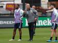 Arne Slot tijdens zijn eerste training bij Feyenoord.