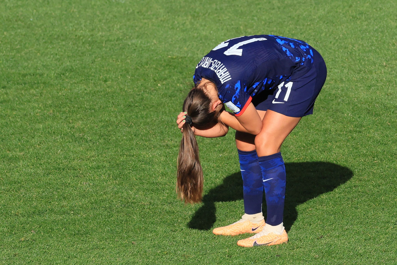 ‘Supertrotse’ Lieke Martens in tranen: ‘Voetbal kan zo mooi zijn, maar ...