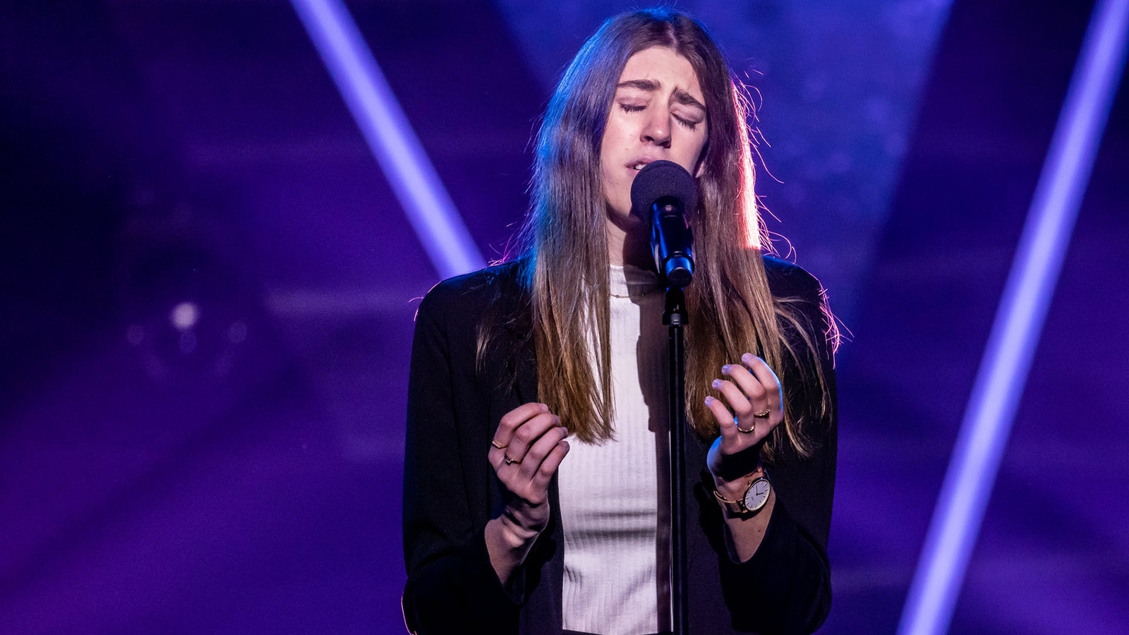 Jana verrast coaches met opera in 'The Voice van Vlaanderen’ Foto