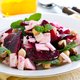 Een feestje op je bord: rode-bietensalade