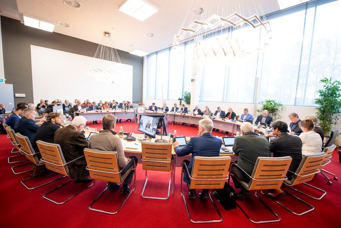 Wie komen er de komende vier jaar op deze stoelen te zitten? Op 16 maart bepalen inwoners van Twenterand dat.