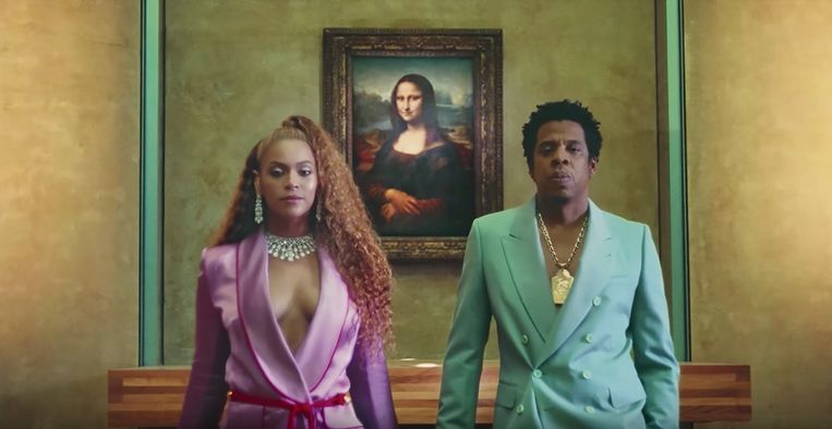 Beyoncé en Jay-Z namen de viceoclip voor hun nieuwe nummer 'Apeshit' op in het Louvre. Beeld Trouw