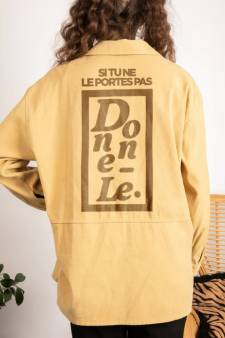 “Si tu ne le portes pas, donne-le”: quand Emmaüs s’incruste sur la plateforme Vinted
