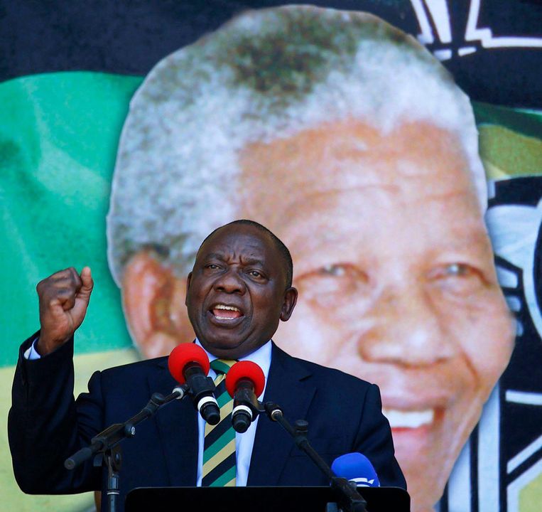 ANC-leider Cyril Ramaphosa beëdigd als president van Zuid ...