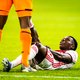 Ajax wint, onzeker PSV blijft afgang bespaard