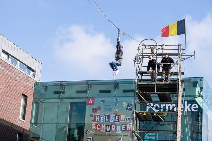 De deathride over het De Coninckplein.