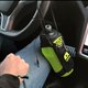 Rijverbod na stunt met Tesla-autopiloot: chauffeur kruipt op passagiersstoel