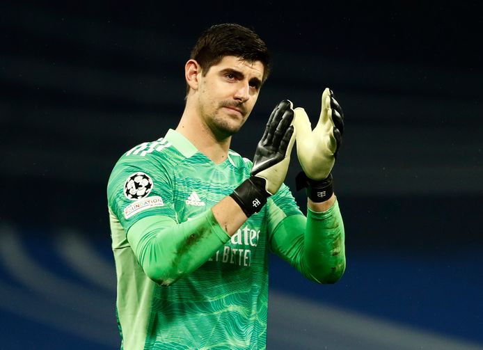 Thibaut Courtois neemt het met Real op tegen PSG.