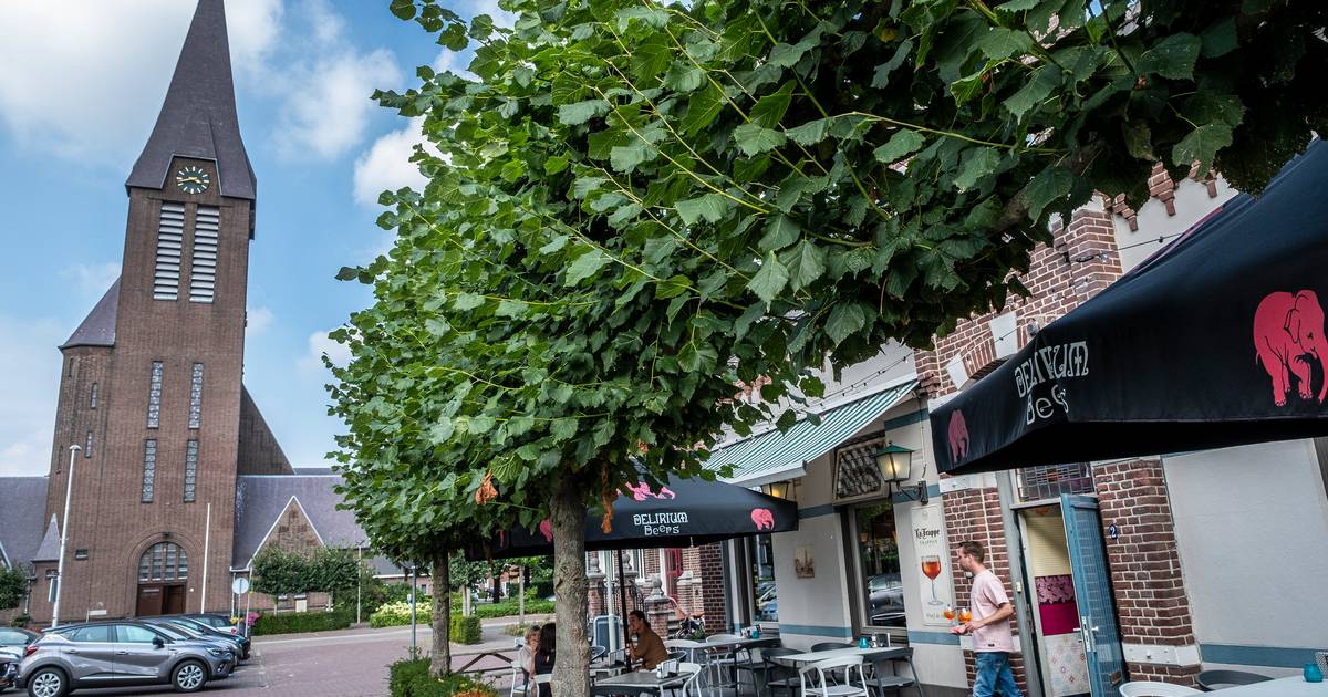 Een mooie herinnering aan Ottersum? Hang ze aan de muur en drink een historisch biertje - De Gelderl