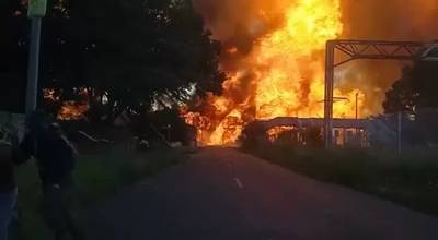 Dodental na explosie van tankwagen in Zuid-Afrika loopt op tot 26