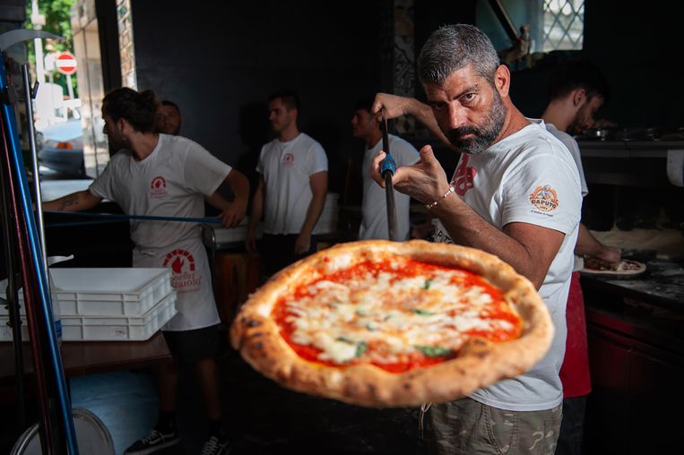 Minachting Piket Alstublieft Kom aan de pizza en heel Italië valt over je heen: 'Verrader. Door wie ben  je omgekocht?'